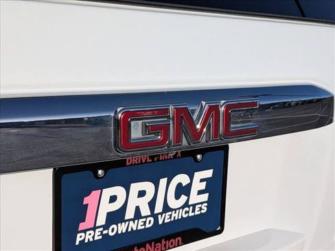 Used 2019 GMC Yukon Denali RWD image 30