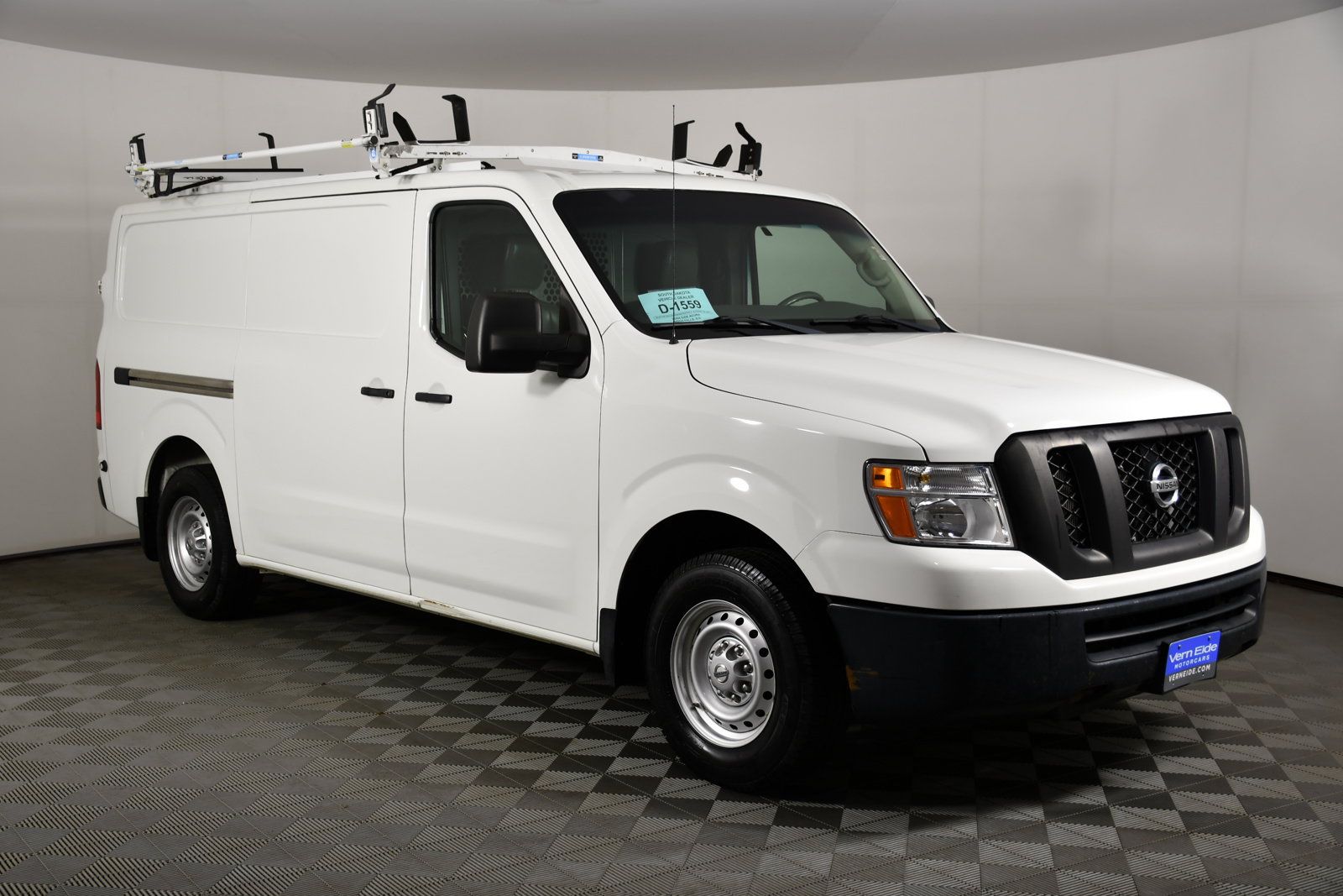 Used 2018 Nissan NV 1500 S RWD image 4