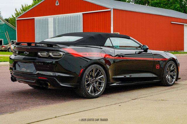 Used 2022 Chevrolet Camaro ZL1 RWD image 8