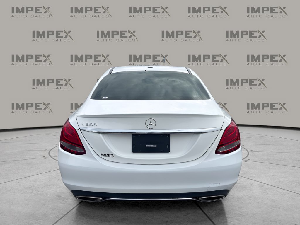 Used 2018 Mercedes-Benz C 300 Sedan image 4