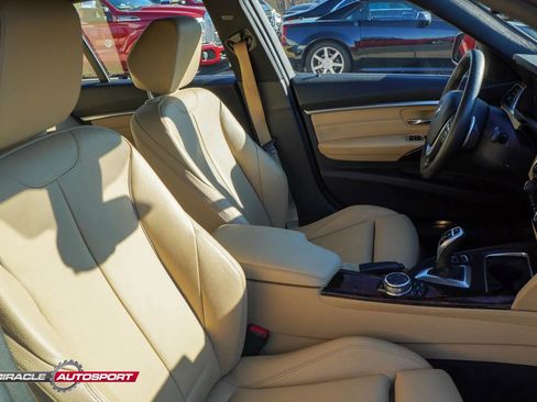 Used 2017 BMW 330i xDrive 330i xDrive Sport Wagon 4D image 33