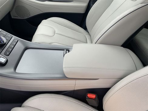 Used 2024 Hyundai Palisade Limited image 22