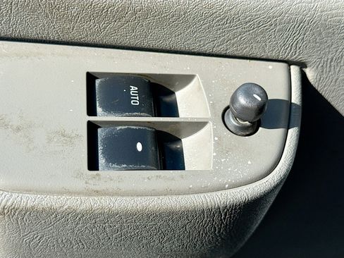 Used 2022 Chevrolet Express 2500 w/ Driver Convenience Package image 22