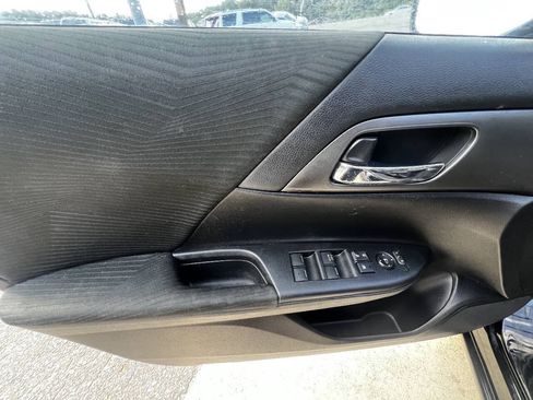 Used 2014 Honda Accord LX image 16