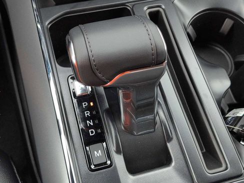 New 2025 Ford F150 Lariat w/ Equipment Group 502A High image 19