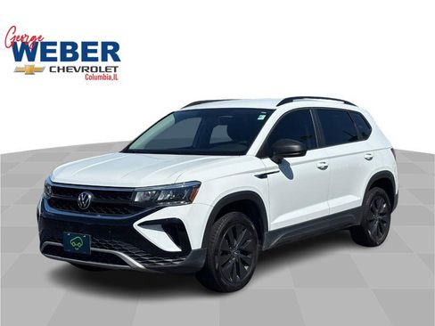 Used 2022 Volkswagen Taos S FWD image 1