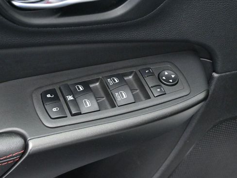 Used 2022 Jeep Cherokee Trailhawk w/ Trailer Tow Group AWD/4WD image 11
