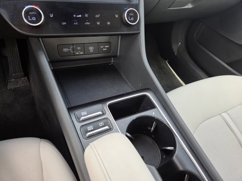Certified 2025 Hyundai Sonata SEL FWD image 12