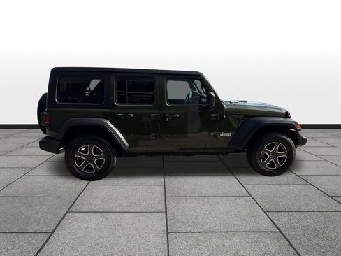 Used 2021 Jeep Wrangler Unlimited Sport AWD/4WD image 6