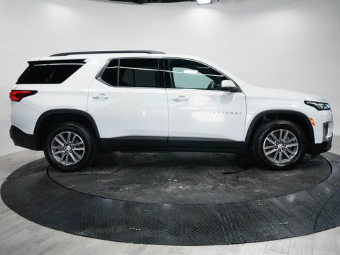 Used 2022 Chevrolet Traverse LT w/ LPO, Floor Liner Package image 5