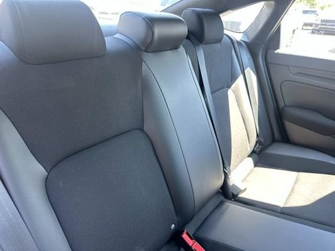 Used 2023 Honda Civic Sport image 13