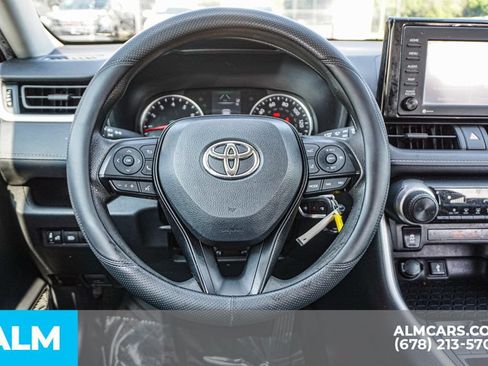 Used 2021 Toyota RAV4 LE FWD image 29