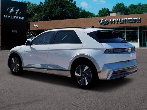 New 2026 Hyundai Ioniq 5 Limited image 4