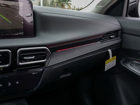 New 2026 Nissan Sentra SR image 28