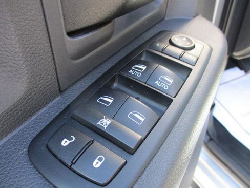 Used 2011 RAM 2500 ST w/ ST Popular Equipment Group image 6