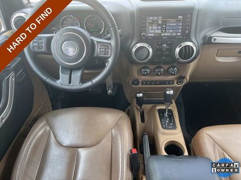 Certified 2017 Jeep Wrangler Unlimited Sahara w/ Max Tow Package AWD/4WD image 13