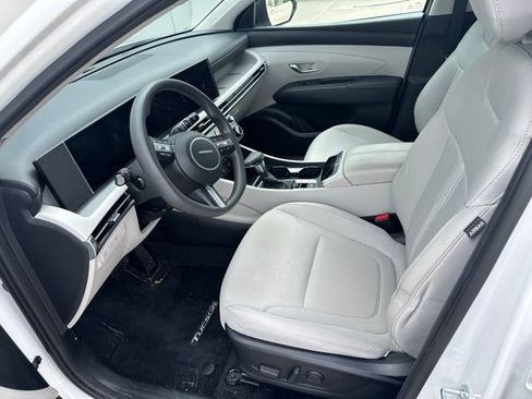 Used 2025 Hyundai Tucson SEL FWD image 5