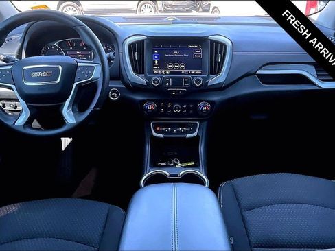 Used 2022 GMC Terrain SLE w/ Driver Convenience Package AWD/4WD image 7