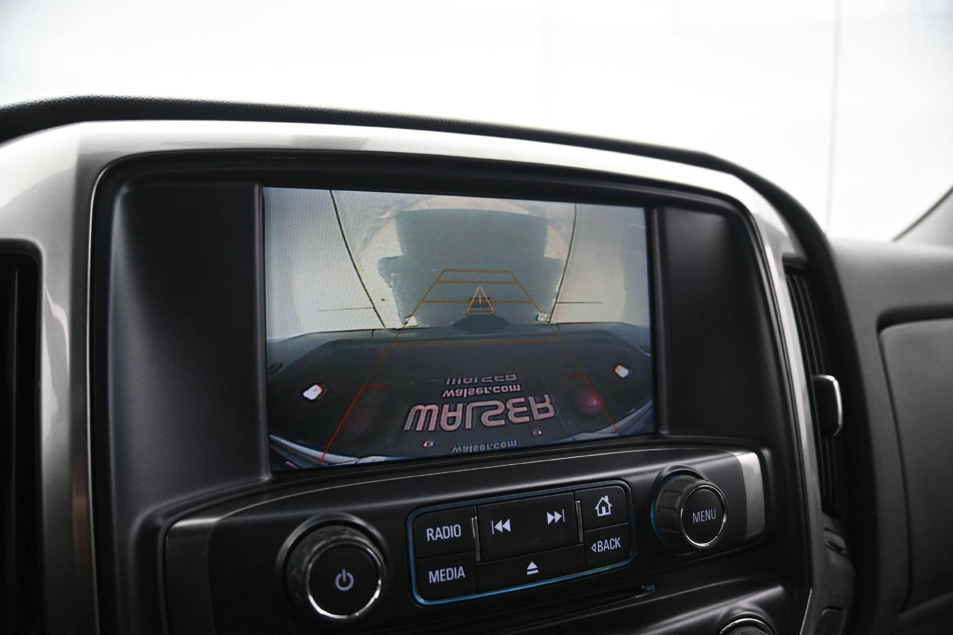Used 2018 Chevrolet Silverado 1500 LT w/ Midnight Edition AWD/4WD image 25