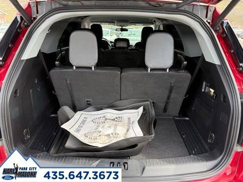 Used 2020 Ford Explorer XLT w/ Equipment Group 202A image 32