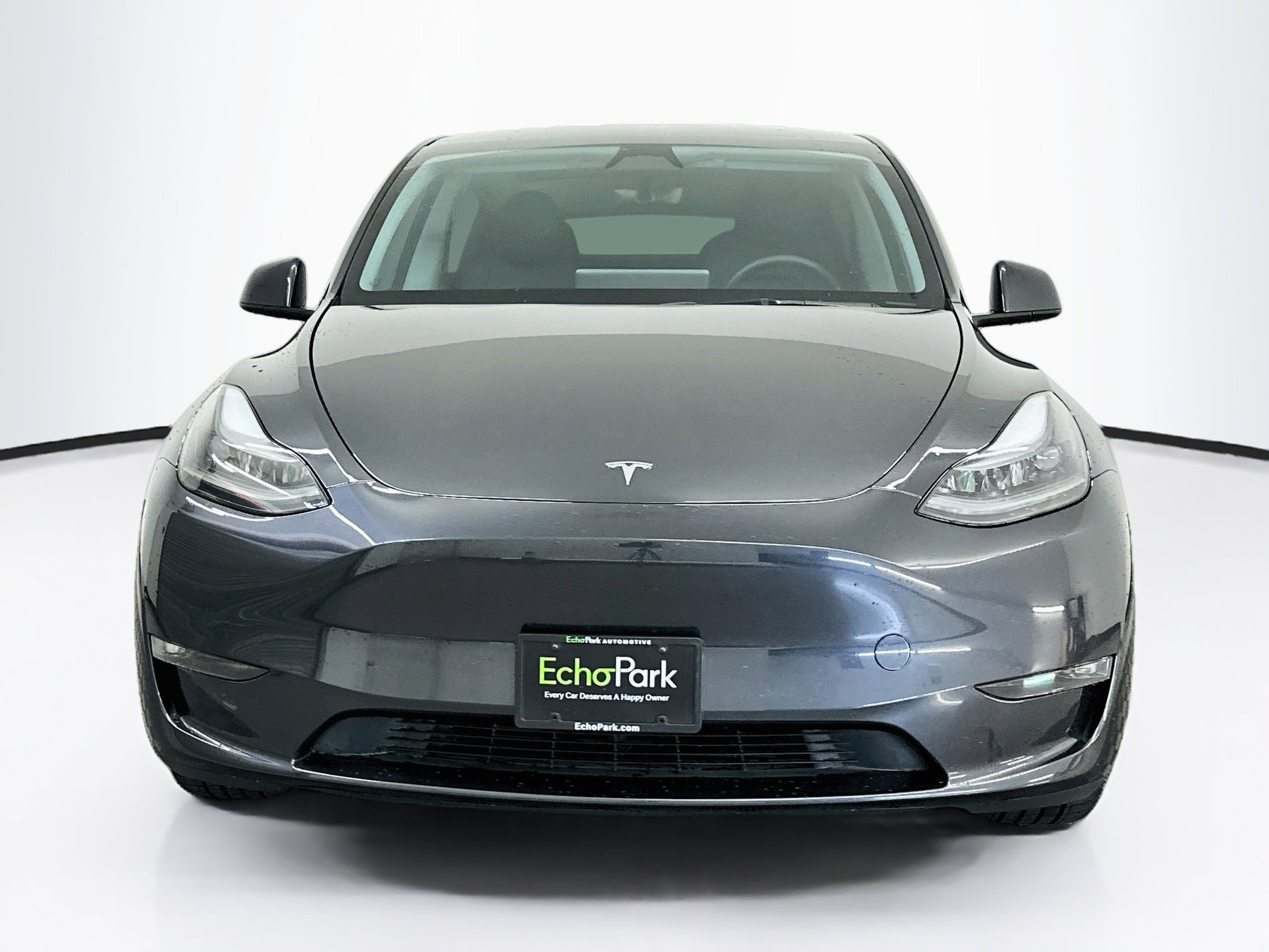 Used 2024 Tesla Model Y Long Range AWD/4WD image 2