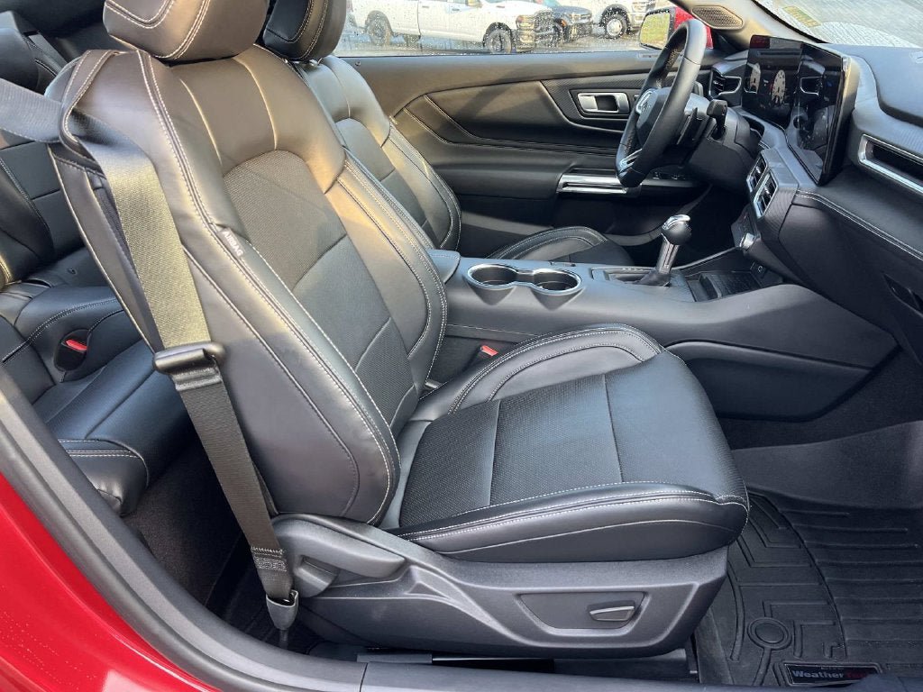 Used 2024 Ford Mustang GT Premium RWD image 13