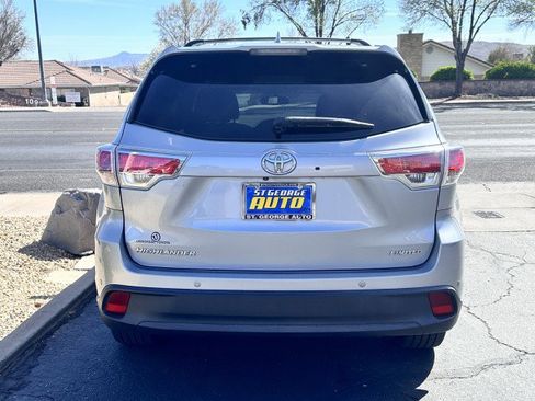 Used 2015 Toyota Highlander Limited image 4