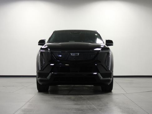 Used 2025 Cadillac Escalade IQ Sport 2 AWD/4WD image 9