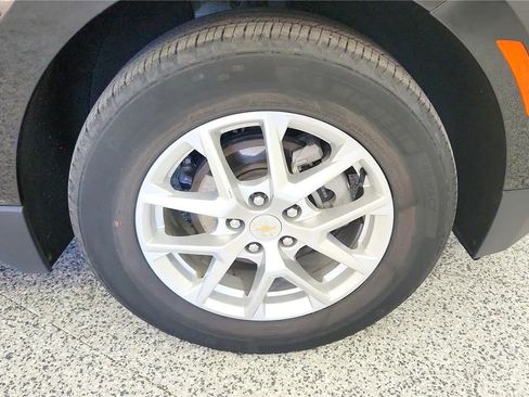 Used 2024 Chevrolet Equinox LT w/ LPO, Floor Liner Package FWD image 13