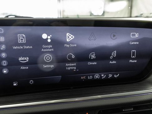 Used 2024 Buick Envision Preferred AWD/4WD image 29