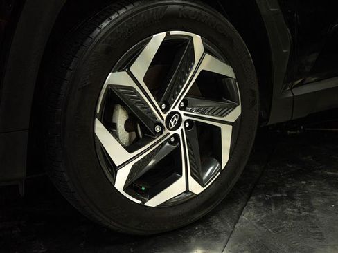 Used 2023 Hyundai Tucson SEL w/ Convenience Package FWD image 3