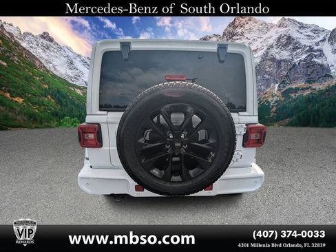 Used 2023 Jeep Wrangler Altitude image 16