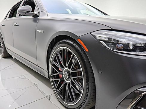 Used 2025 Mercedes-Benz S 63 AMG S image 22