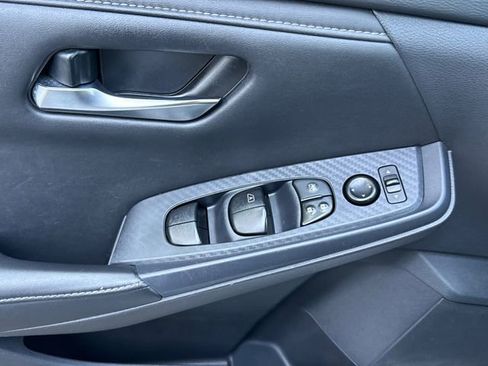 Used 2023 Nissan Sentra SV image 21