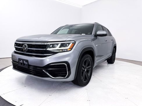 Used 2022 Volkswagen Atlas Cross Sport SEL R-Line AWD/4WD image 15