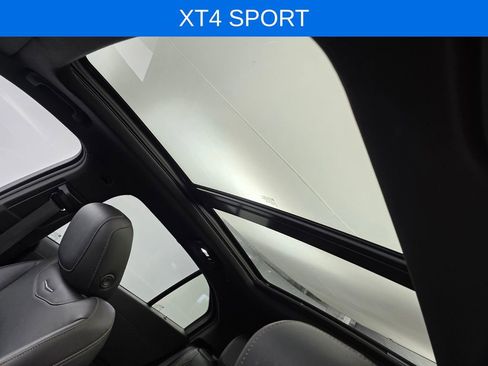 Used 2023 Cadillac XT4 Sport FWD image 12