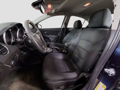 Used 2016 Chevrolet Cruze LT FWD image 12