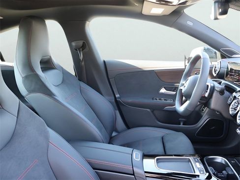New 2026 Mercedes-Benz CLA 250 4MATIC image 10