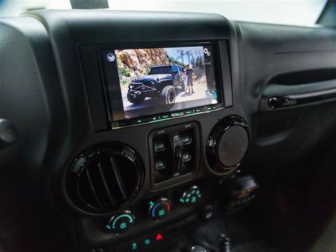 Used 2015 Jeep Wrangler Unlimited Sport w/ Quick Order Package 24S AWD/4WD image 26