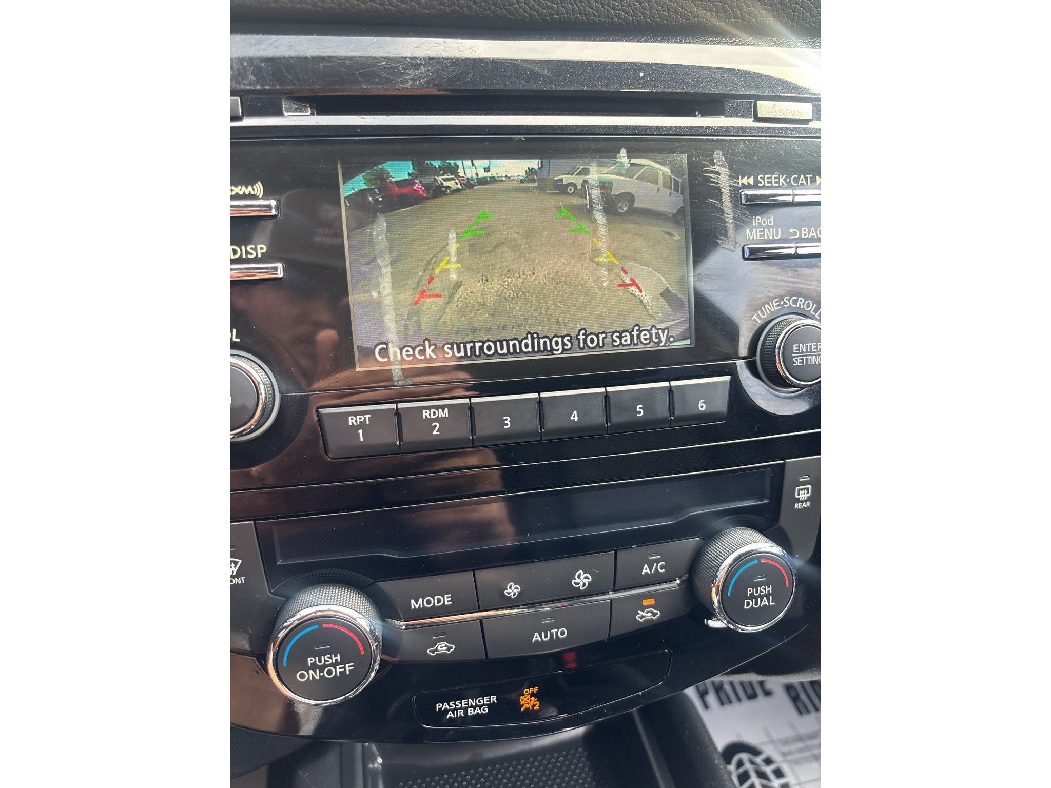 Used 2017 Nissan Rogue SV FWD image 18