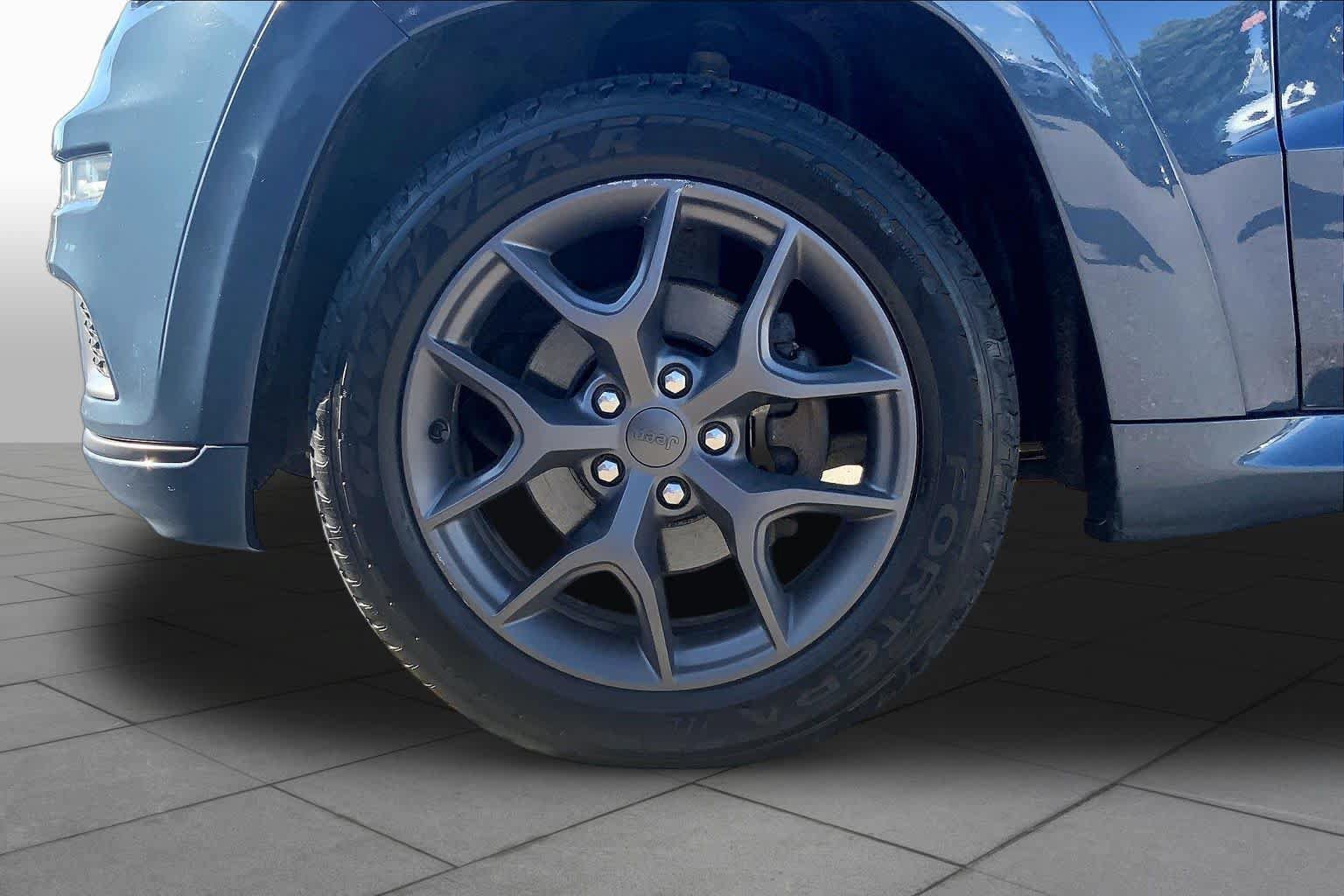 Used 2020 Jeep Grand Cherokee Limited X AWD/4WD image 11