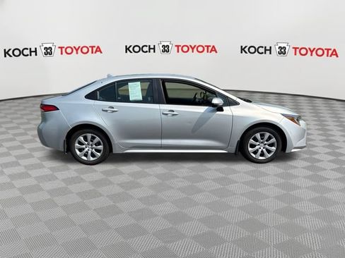 Used 2024 Toyota Corolla LE FWD image 9