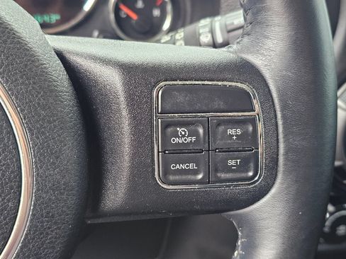 Used 2015 Jeep Wrangler Unlimited Sport w/ Quick Order Package 23S AWD/4WD image 25