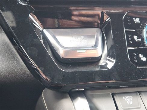 New 2026 GMC Sierra 2500 Denali Ultimate image 16