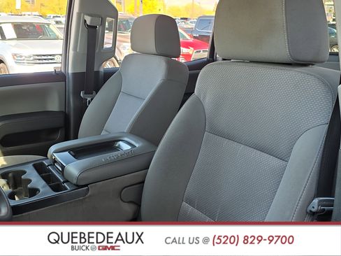 Used 2018 Chevrolet Silverado 1500 Custom w/ Custom Value Package RWD image 12
