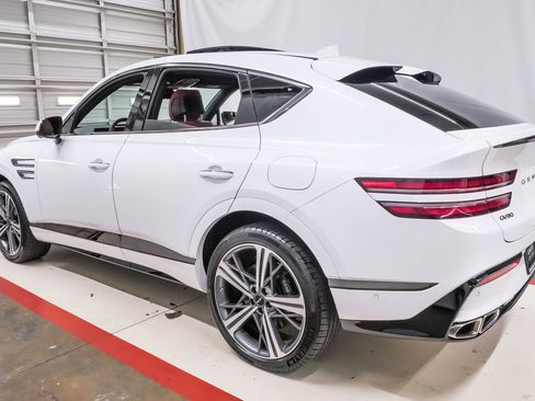 Used 2025 Genesis GV80 3.5T e-SC AWD/4WD image 6