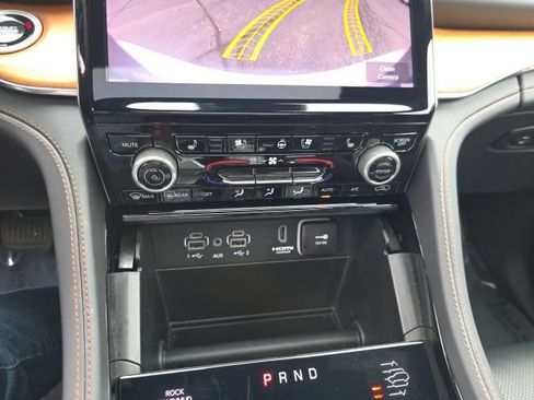 Used 2025 Jeep Grand Cherokee L Summit AWD/4WD image 34