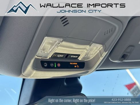 Used 2024 Chevrolet Malibu LT image 15