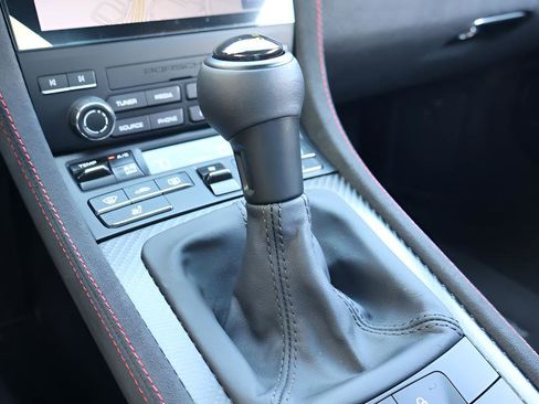 Used 2024 Porsche 718 Boxster Spyder RS RWD image 28