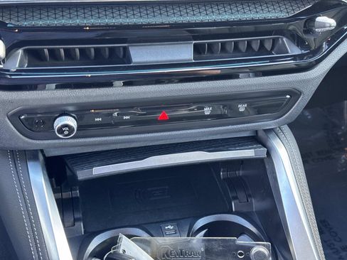 Used 2025 BMW 430i 430i Coupe RWD w/ M Sport Package image 17